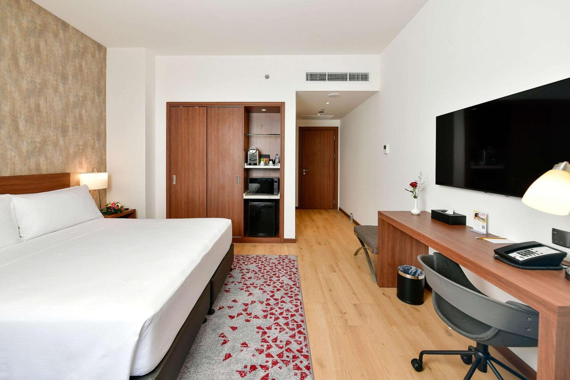 Comfort Hotel Riyadh Olaya Exteriör bild