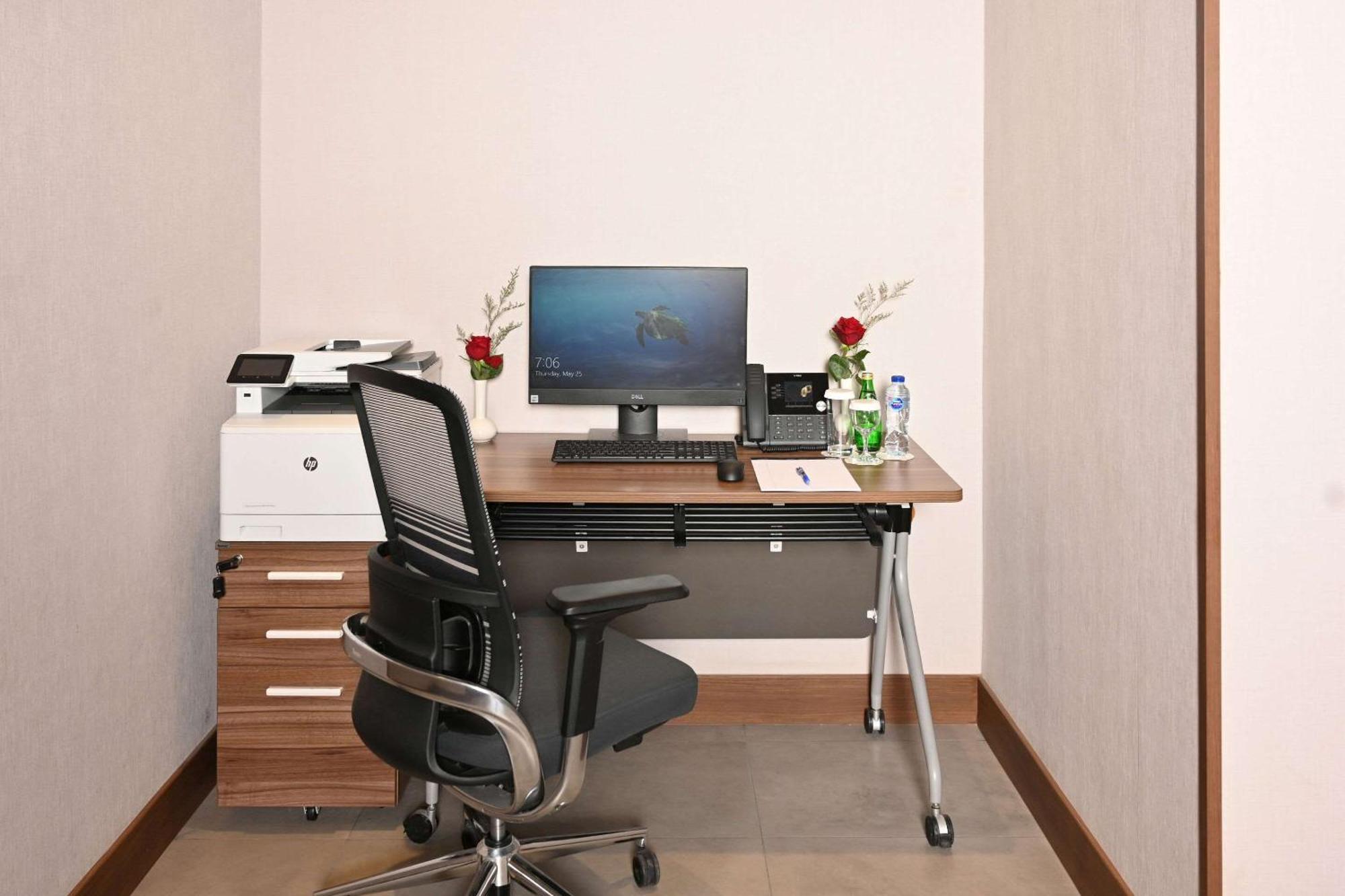Comfort Hotel Riyadh Olaya Exteriör bild