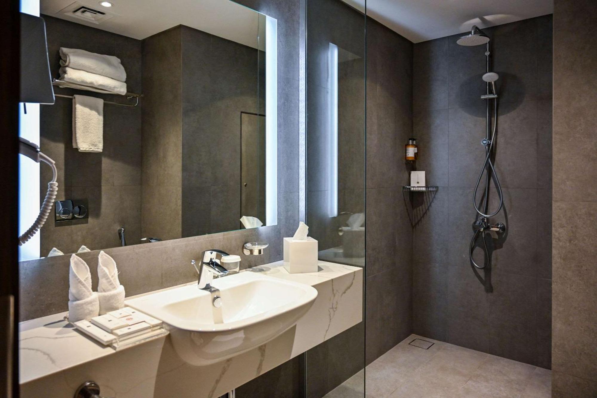Comfort Hotel Riyadh Olaya Exteriör bild